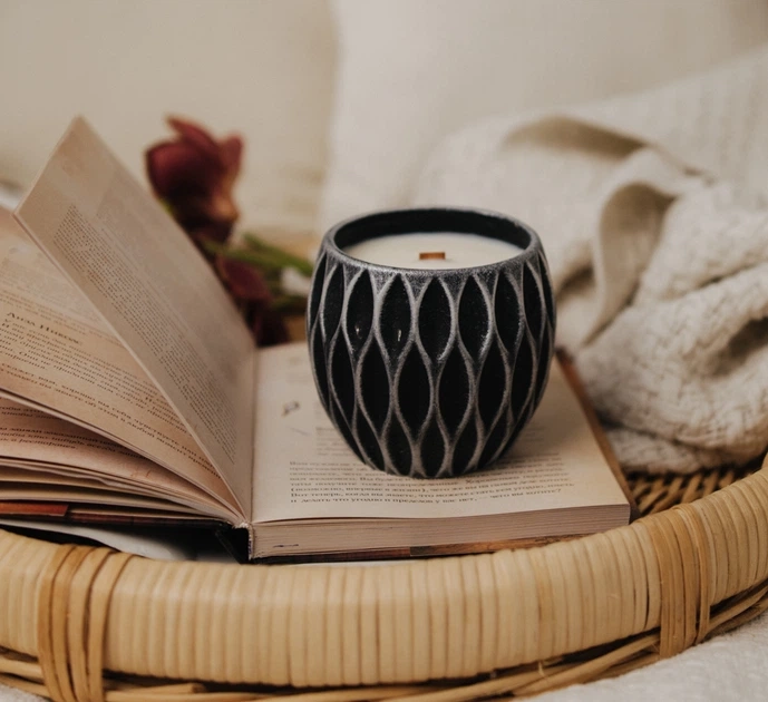 Свічка парфумована RELAX CHERRY BLOSSOM BLACK-SILVER 100% WOOD WAX 240g 50h NAC 1095 — фото 3