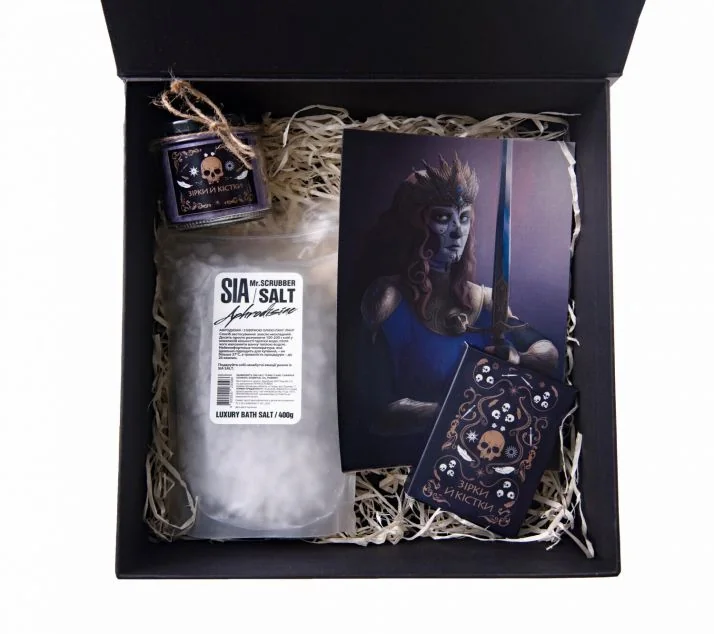 Книжковий бокс «Замок із кришталю»